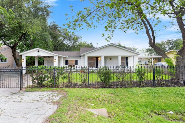 view of front of house