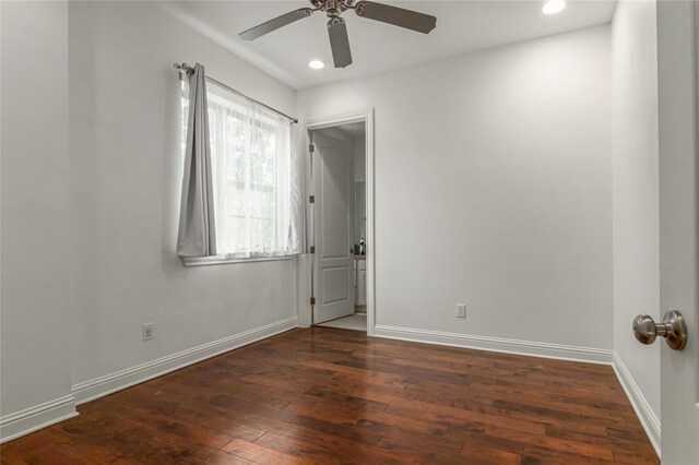 611 Mazal Ln, Houston, TX 77009 - spare room featuring hardwood / wood-style floors, a ceiling fan, baseboards, and recessed lighting