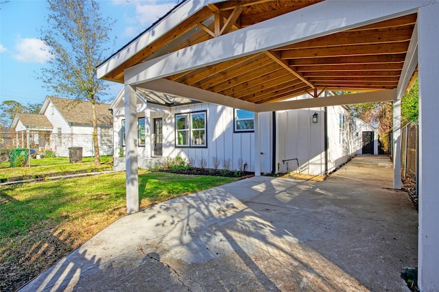 4716 Siegel St, Houston, TX 77009 - view of patio / terrace featuring concrete driveway and fence