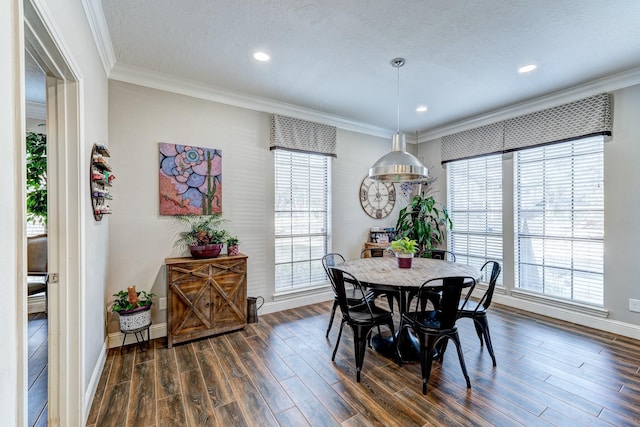 dining room with baseboards, recessed lighting, ornamental molding, and dark wood-style flooring
