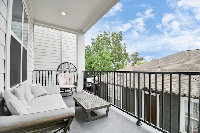 balcony featuring outdoor lounge area