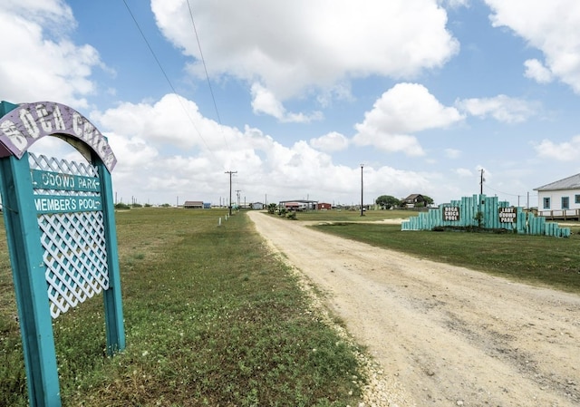 394 Clam Dr, Palacios, TX 77465