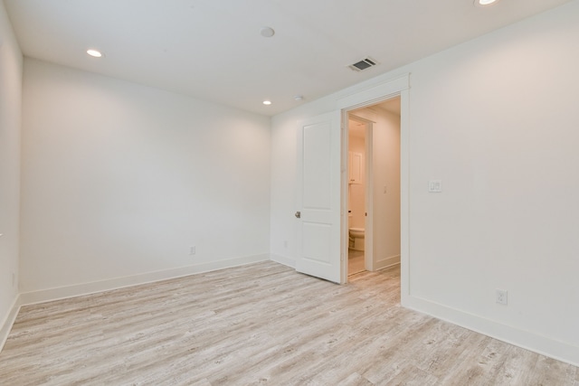 2718 Oakwood Crest Ln, Houston, TX 77018 - spare room featuring recessed lighting, visible vents, light wood-style flooring, and baseboards
