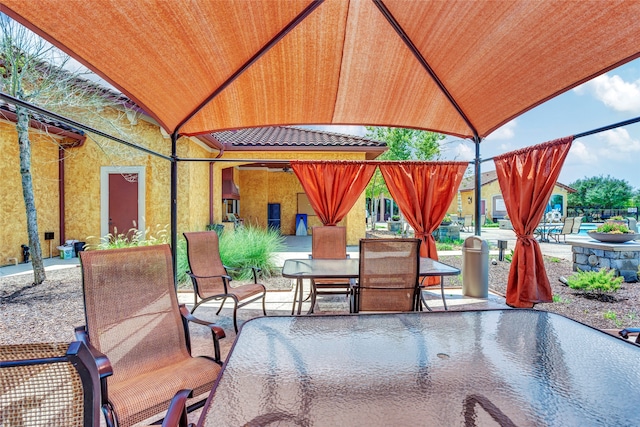 651 Tenuta Ln, League City, TX 77573 - view of patio / terrace with outdoor dining space