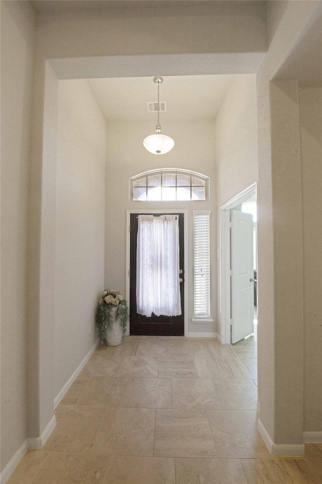 2757 Maxway Ct, League City, TX 77573 - foyer entrance featuring visible vents and baseboards
