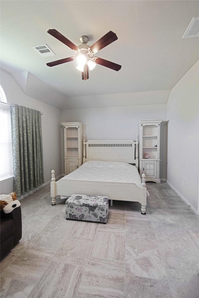 2757 Maxway Ct, League City, TX 77573 - bedroom featuring visible vents, a ceiling fan, vaulted ceiling, and baseboards