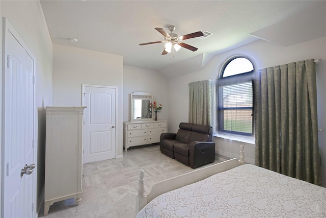 2757 Maxway Ct, League City, TX 77573 - bedroom with ceiling fan and vaulted ceiling