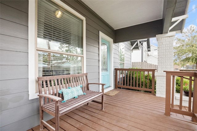 701 Coronado St, Houston, TX 77009 - view of wooden porch
