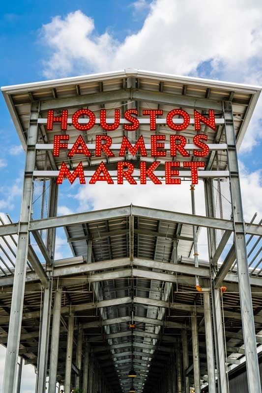 1813 W 15th St, Houston, TX 77008 - exterior space