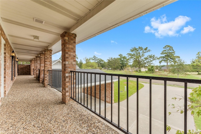 466 Buffalo Ct, Livingston, TX 77351 - balcony with visible vents