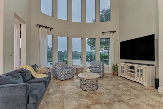 21603 Fairhaven Creek Dr, Cypress, TX 77433 - living area with a towering ceiling