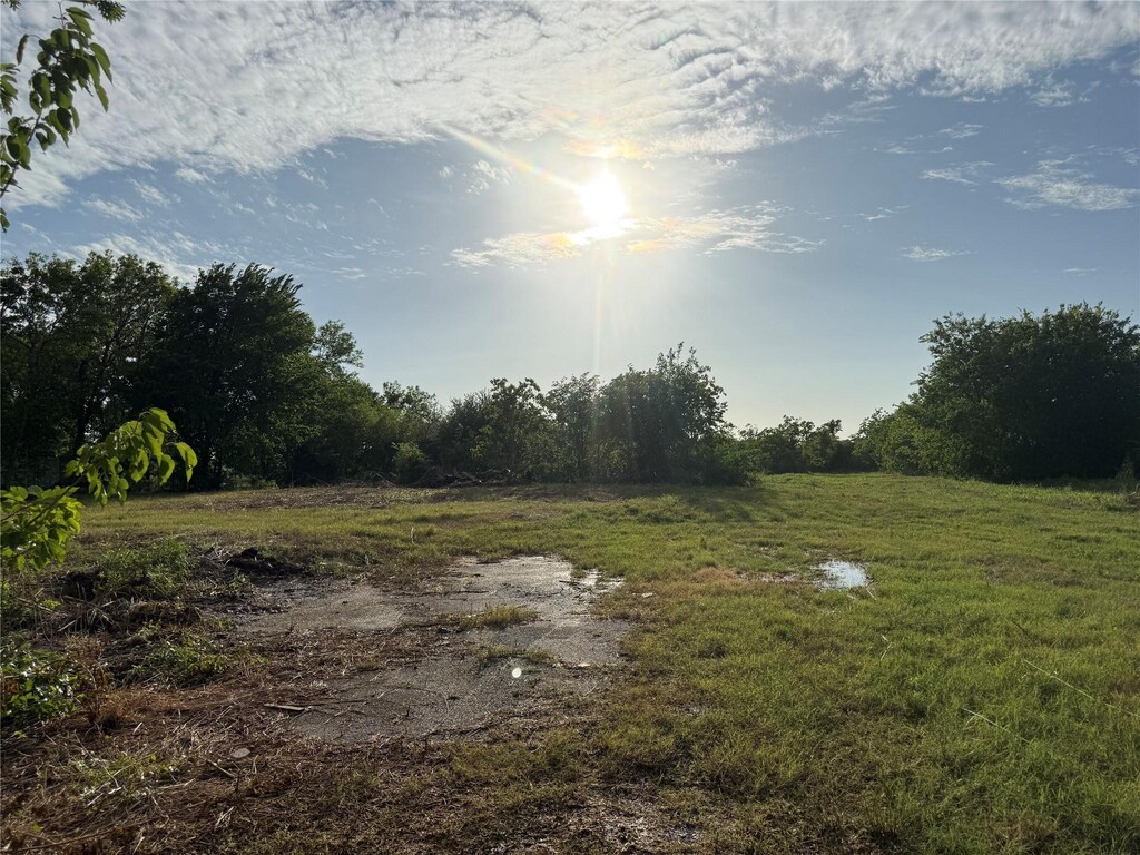 918 24th St, Dickinson, TX 77539