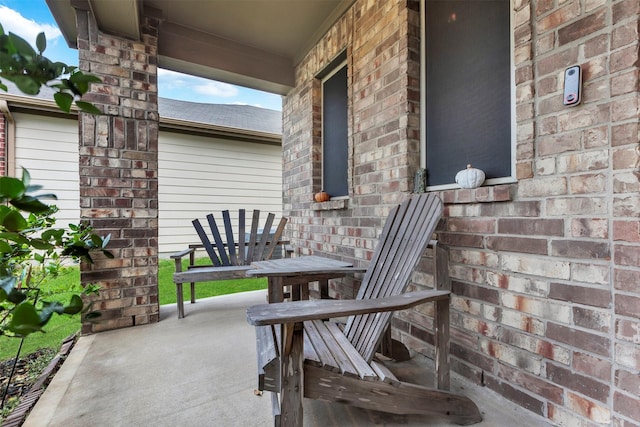 view of patio / terrace with covered porch