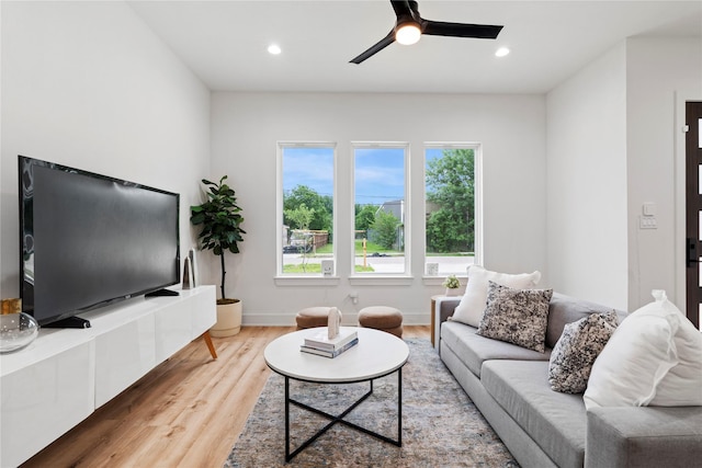 6412 Foster St, Houston, TX 77021 - living area featuring recessed lighting, ceiling fan, wood finished floors, and baseboards