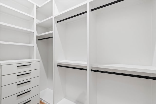 6412 Foster St, Houston, TX 77021 - view of walk in closet