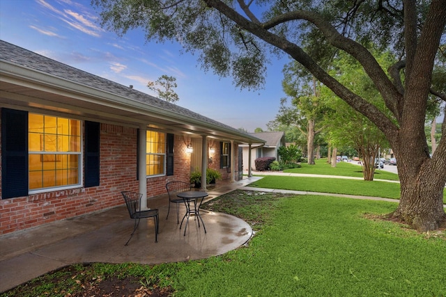 10826 Lasso Ln, Houston, TX 77079 - view of grassy yard