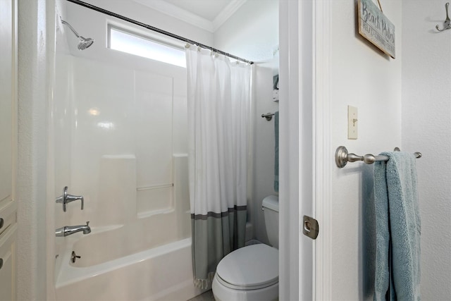 bathroom featuring shower / bath combo, toilet, and ornamental molding