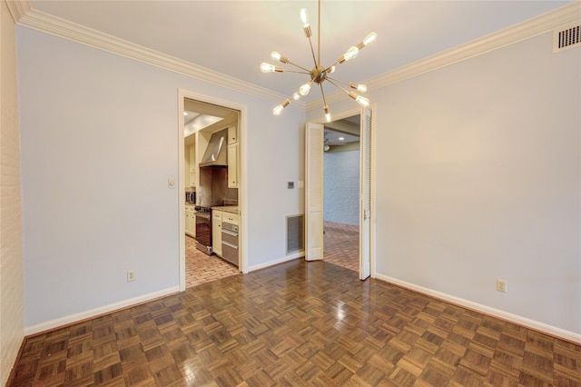 7530 Del Monte Dr, Houston, TX 77063 - unfurnished room featuring baseboards, ornamental molding, visible vents, and a notable chandelier