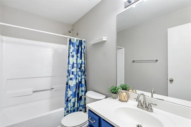 1311 N Diamondhead Blvd, Crosby, TX 77532 - bathroom with vanity, toilet, and shower / bath combination with curtain