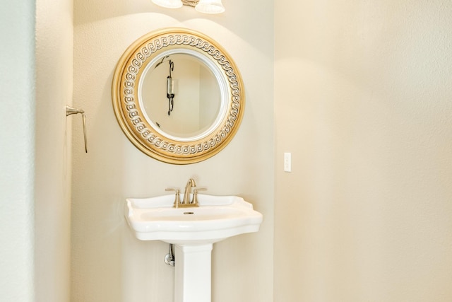51 Scotch Pine Ct, Lake Jackson, TX 77566 - view of bathroom