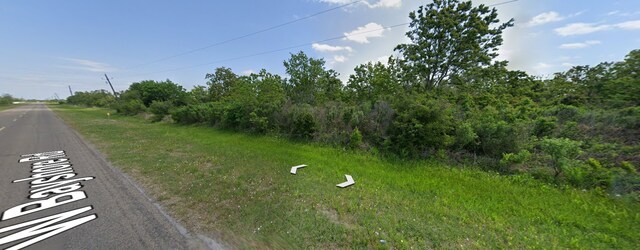 0 W Bayshore Dr, Oak Island, TX 77514