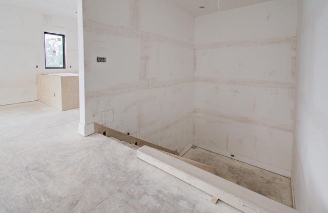 6510 Sivley St, Houston, TX 77055 - view of bathroom