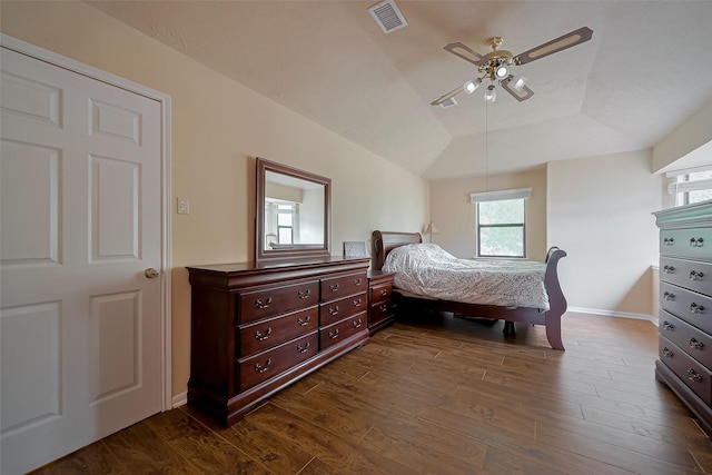 2307 Country Place Dr, Richmond, TX 77406 - bedroom featuring dark wood finished floors, visible vents, baseboards, and a ceiling fan