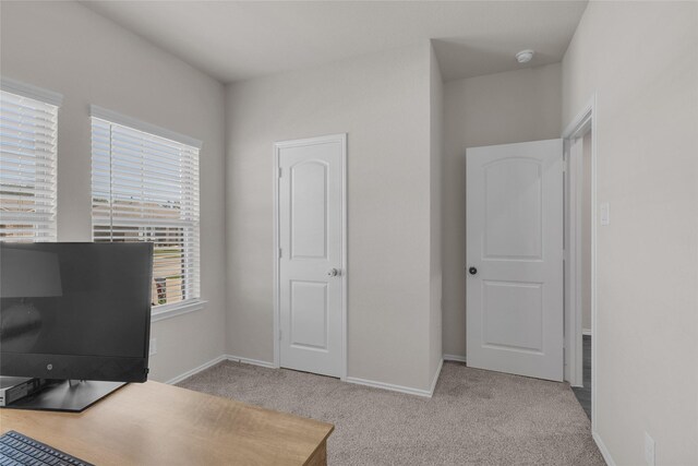 18320 Klamath Falls Ln, New Caney, TX 77357 - office space with carpet and baseboards