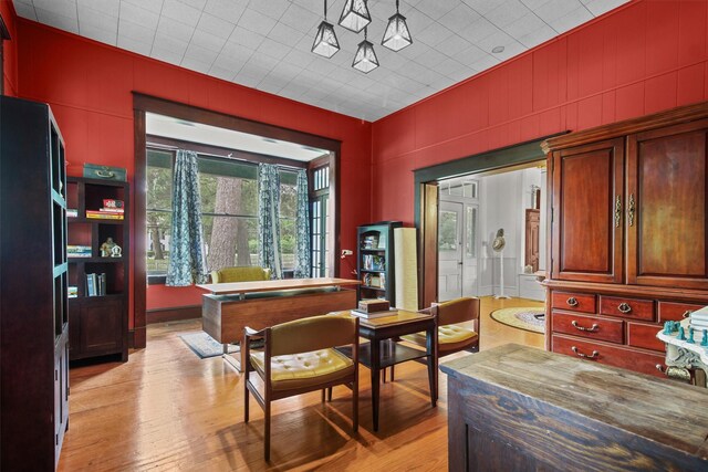 sitting room featuring light wood finished floors