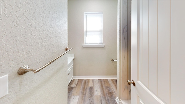511 Caisson St, Surfside Beach, TX 77541 - spacious closet featuring light wood finished floors