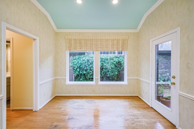 13727 Aspen Cove Dr, Houston, TX 77077 - spare room featuring crown molding, healthy amount of natural light, wood finished floors, baseboards, and recessed lighting