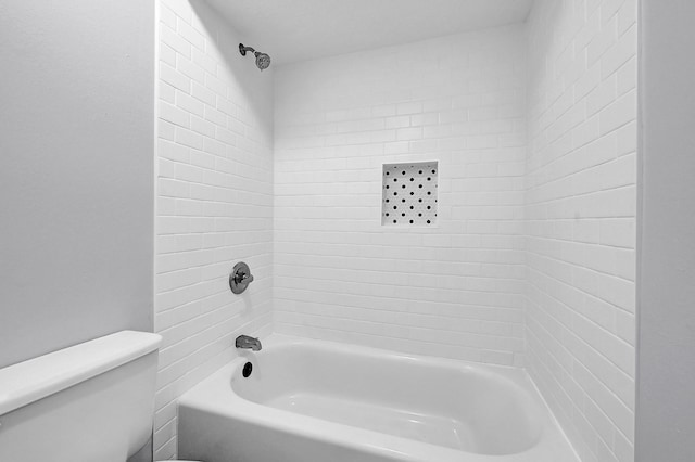 full bathroom featuring toilet and washtub / shower combination