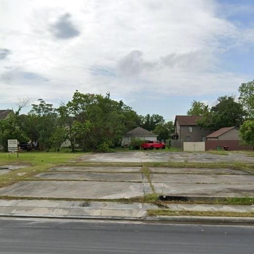 3207 Minnesota St, Baytown, TX 77520