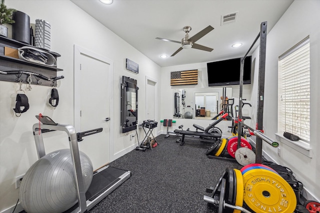 1505 Detering St, Houston, TX 77007 - workout area with ceiling fan, recessed lighting, and baseboards