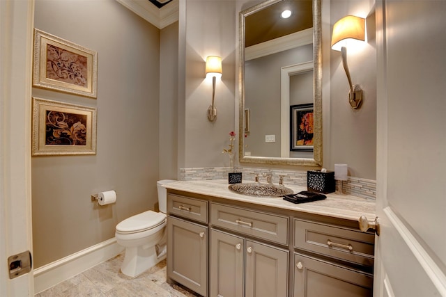 13906 Saint Marys Ln, Houston, TX 77079 - half bathroom featuring crown molding, backsplash, vanity, toilet, and baseboards