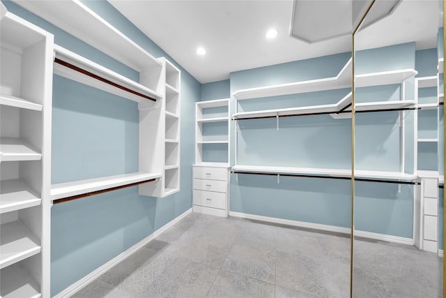 view of spacious closet