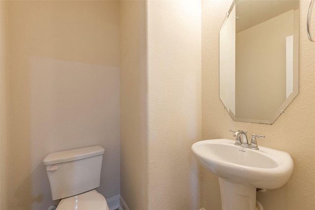 2623 Holbrook Springs Ln, League City, TX 77573 - bathroom with toilet and a sink