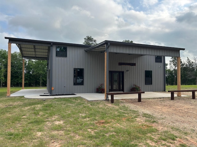 view of outdoor structure