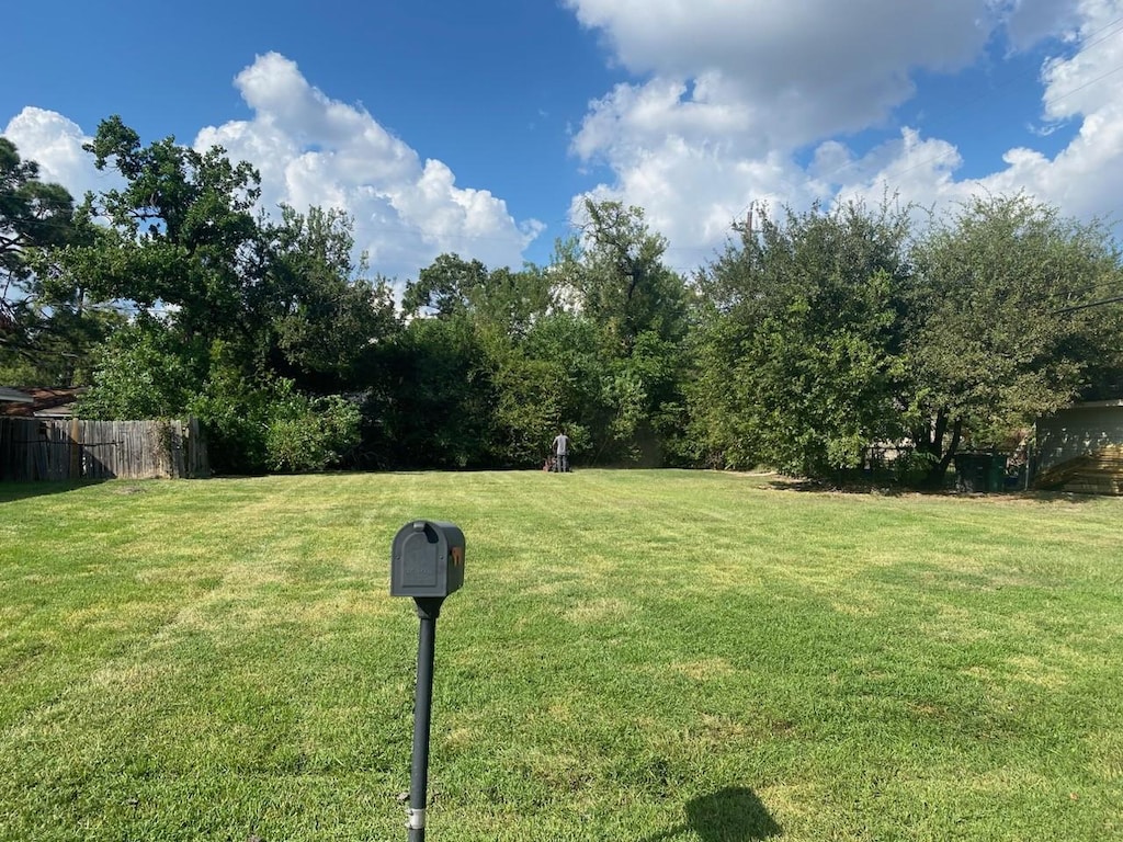 5902 Indigo St, Houston, TX 77074 - photo 1