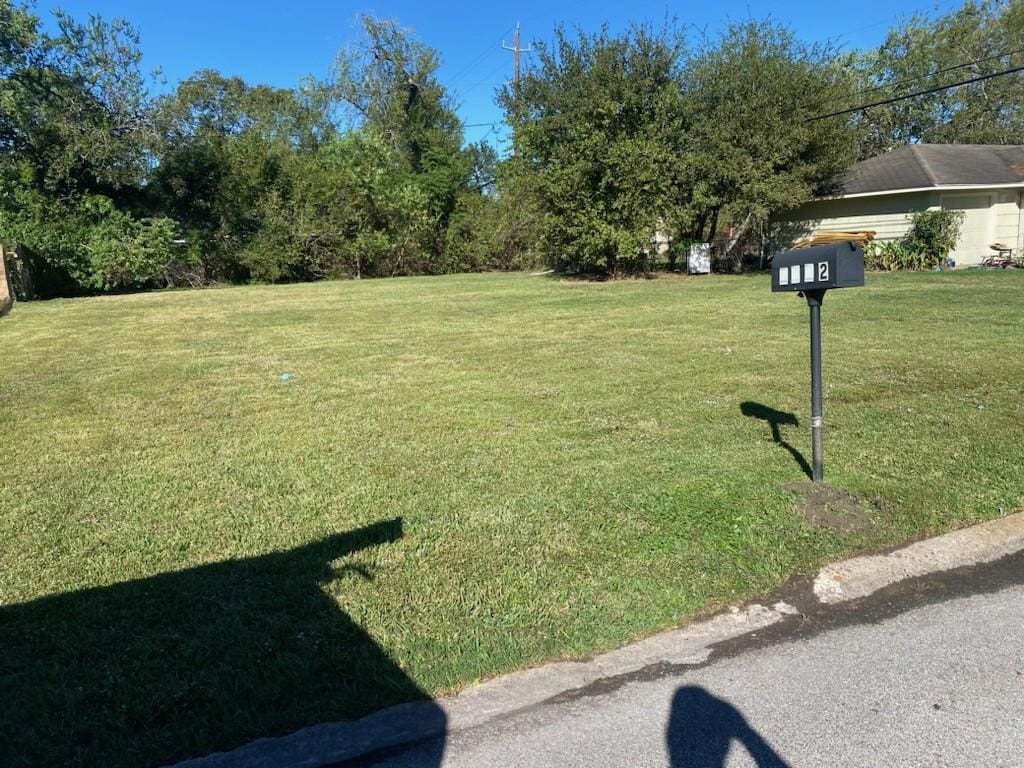 5902 Indigo St, Houston, TX 77074 - photo 2