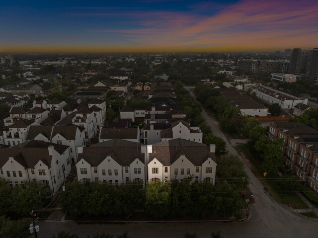 view of aerial view at dusk