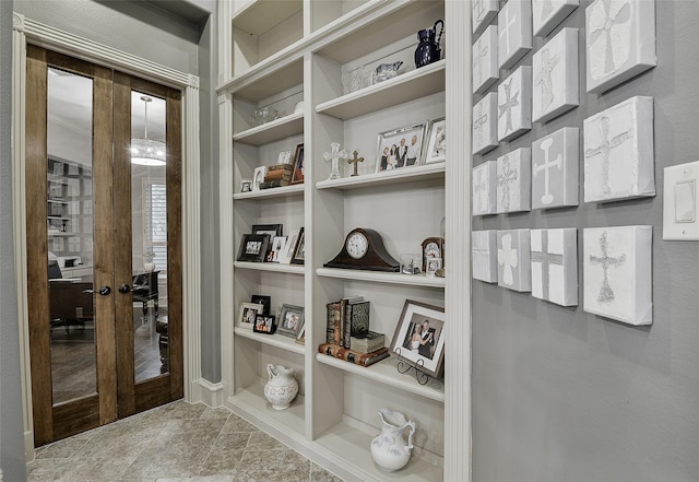 1330 Royal Sands Ln, Houston, TX 77345 - detailed view of built in shelves and french doors