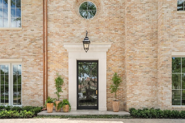 2525 Inwood Dr, Houston, TX 77019 - entrance to property featuring brick siding