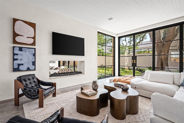 2525 Inwood Dr, Houston, TX 77019 - view of living room