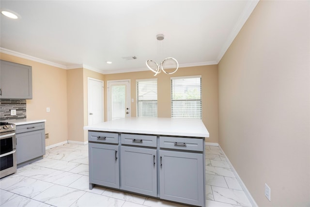kitchen with baseboards, range with two ovens, recessed lighting, marble finish floor, and gray cabinets