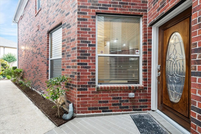 1339 Ella Pl, Houston, TX 77008 - property entrance with brick siding