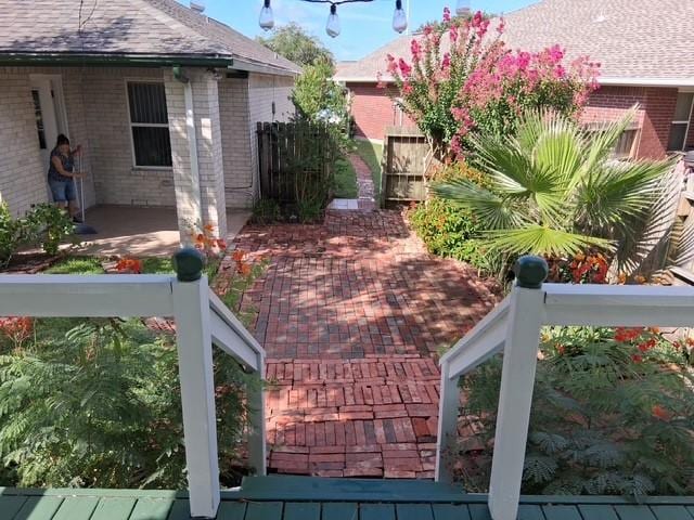 24 Clara Barton Ln, Galveston, TX 77551