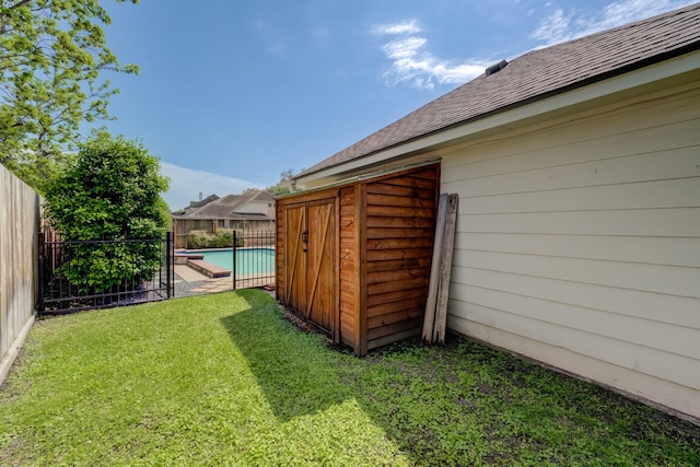 view of yard featuring a fenced backyard and a fenced in pool