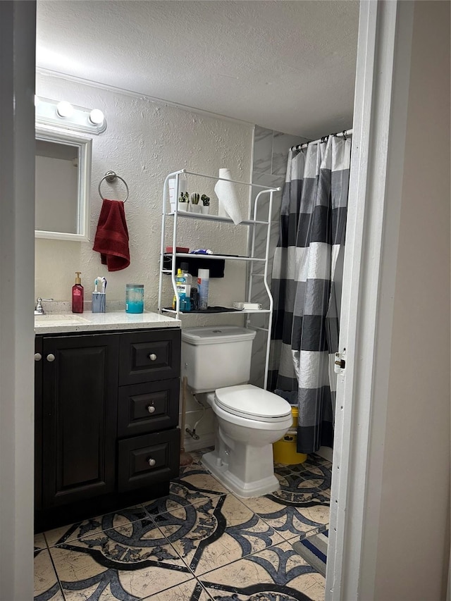 16203 Rapidcreek Dr, Houston, TX 77053 - bathroom with toilet, a textured ceiling, vanity, a textured wall, and a shower with curtain