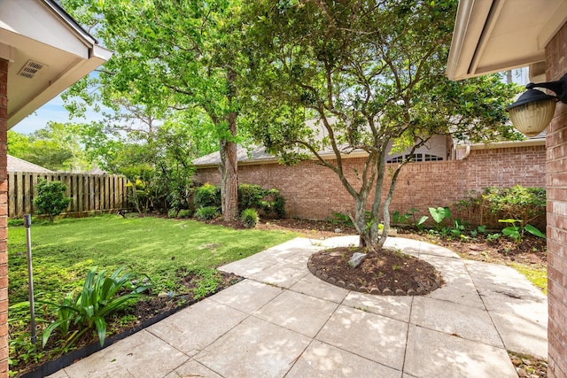 16610 Shadow Path Dr, Houston, TX 77059 - view of yard with a patio area